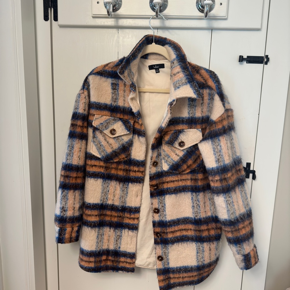 Lulu’s Plaid Shacket (Size Small)